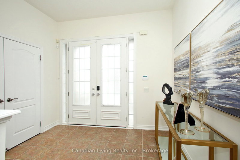 670 Via Romano Blvd, Vaughan, L6A 0G2 | Image 2