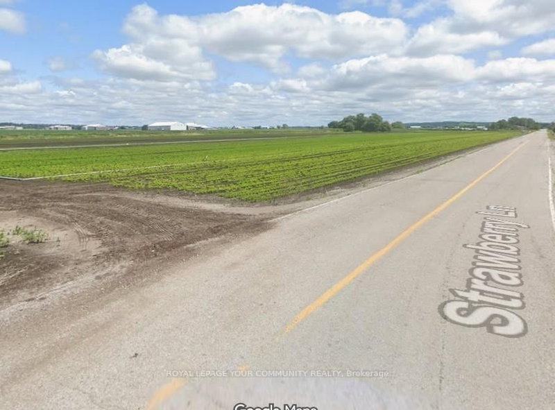 670 Strawberry Lane, King, L3Y 4V9 | Image 2