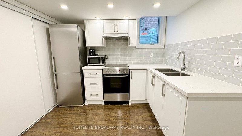 lower - 102 Orchard Hill Blvd, Markham, L6C 2M4 | Image 3