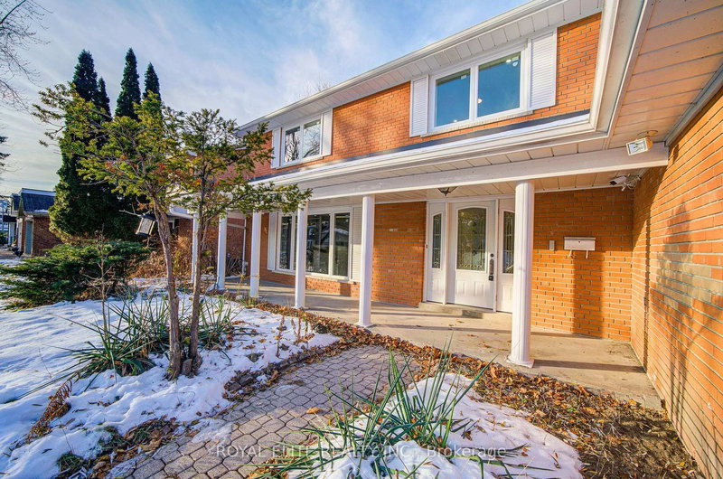 40 Squire Baker's Lane, Markham, L3P 3G9 | Image 2