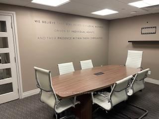 27-2A - 16945 Leslie St, Newmarket, L3Y 9A2 | Image 2