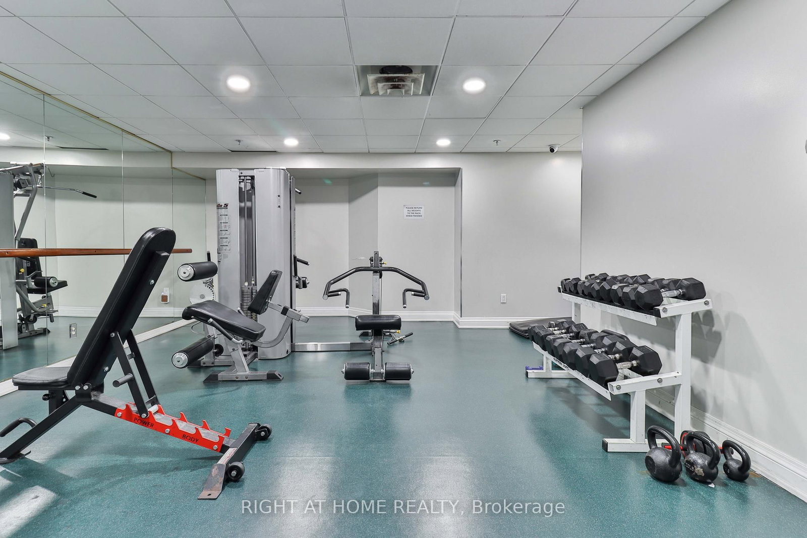 Condo for sale at 611-309 Major Mackenzie Drive, Richmond Hill, Ontario, L4C 9V5 - Harding - MLS: N12649566