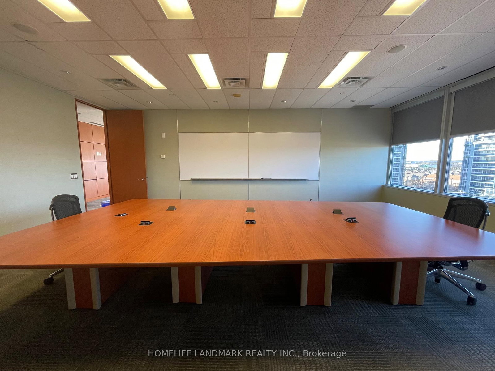 3601 Highway 7 St. East Street, Unit 901 - Photo 32