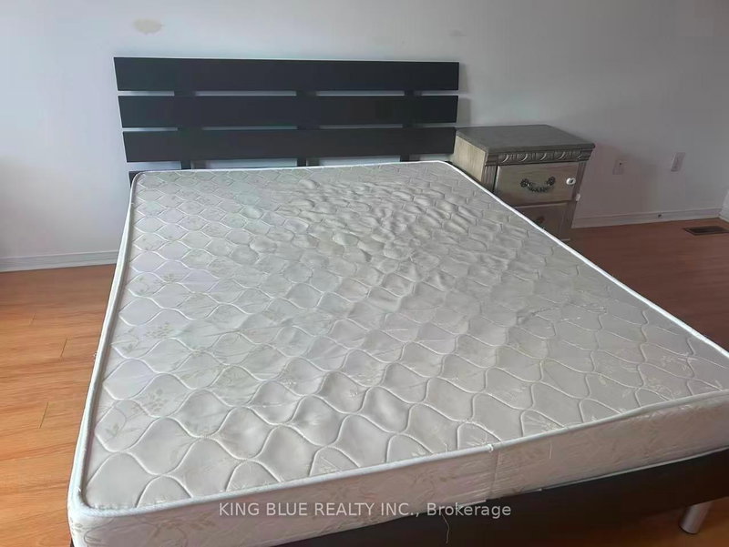 154 Billingsley Cres, Markham, L3S 4P3 | Image 3