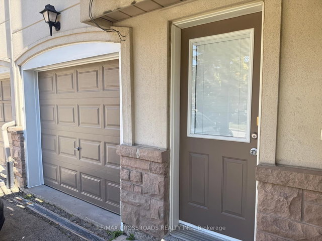 2 - 10 Post Oak Drive