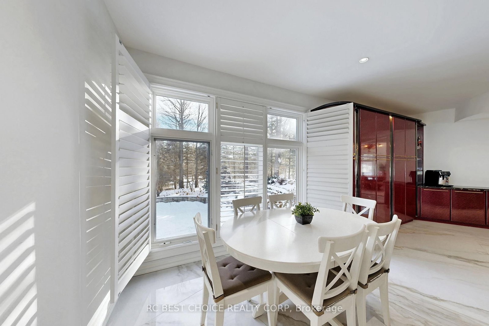 Detached House for sale at 76 Silver Fox Place, Vaughan, Ontario, L6A 1G2 - Maple - MLS: N12654158