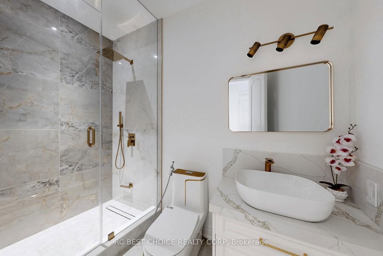 Detached House for sale at 76 Silver Fox Place, Vaughan, Ontario, L6A 1G2 - Maple - MLS: N12654158