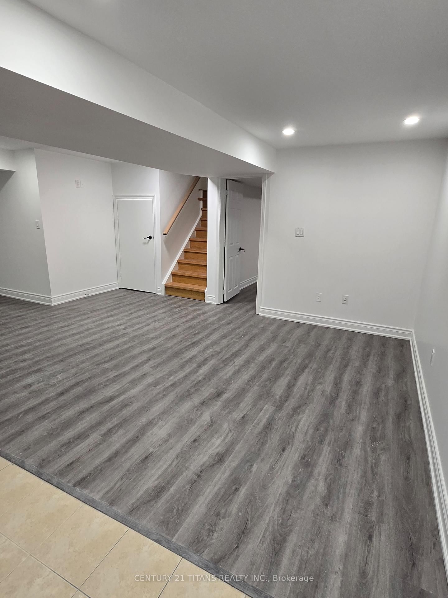 Detached House for lease at 10 Willow Landing, Markham, Ontario, L6E 0H2 - Greensborough - MLS: N12659378