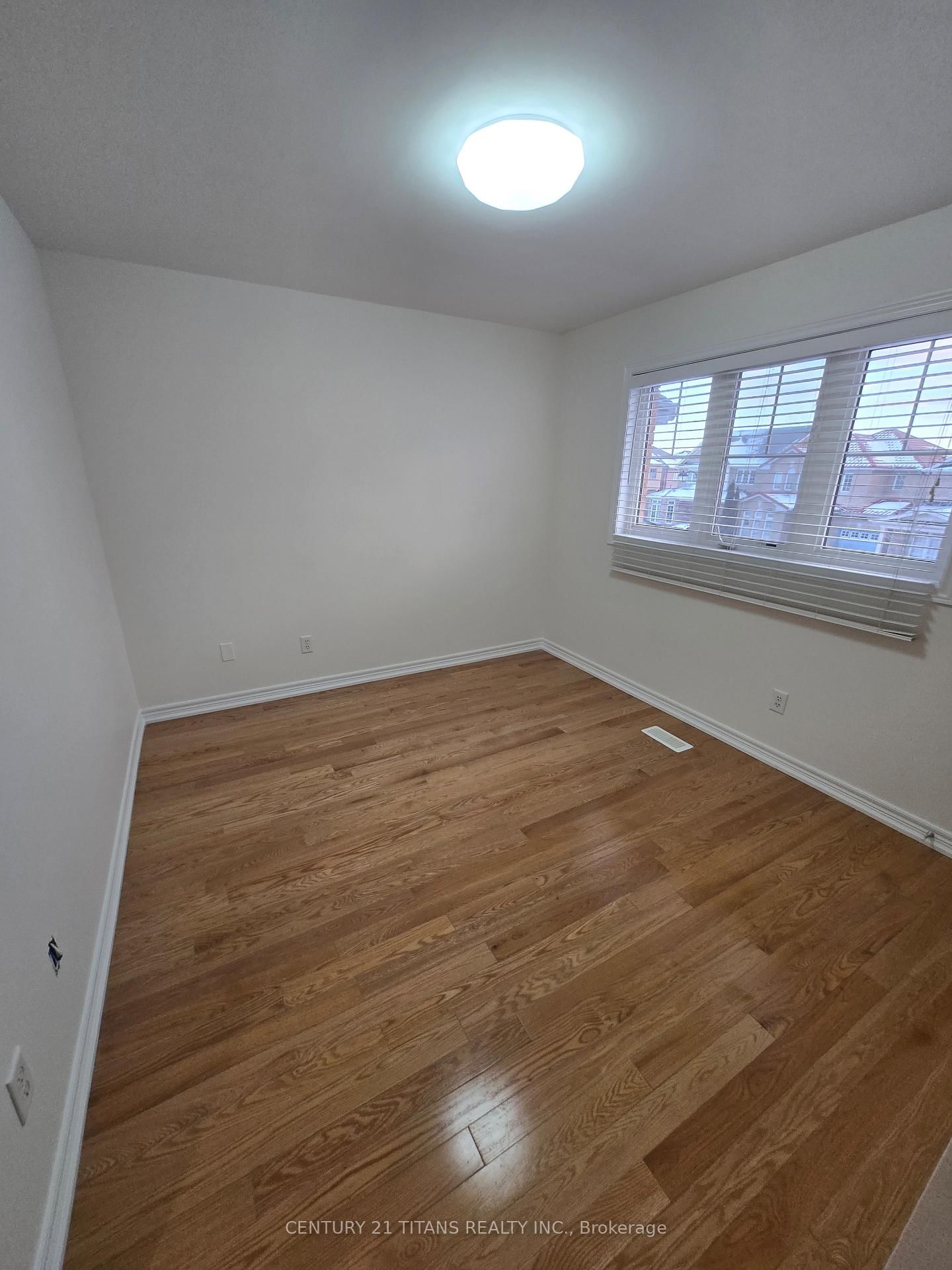 Detached House for lease at 10 Willow Landing, Markham, Ontario, L6E 0H2 - Greensborough - MLS: N12659378