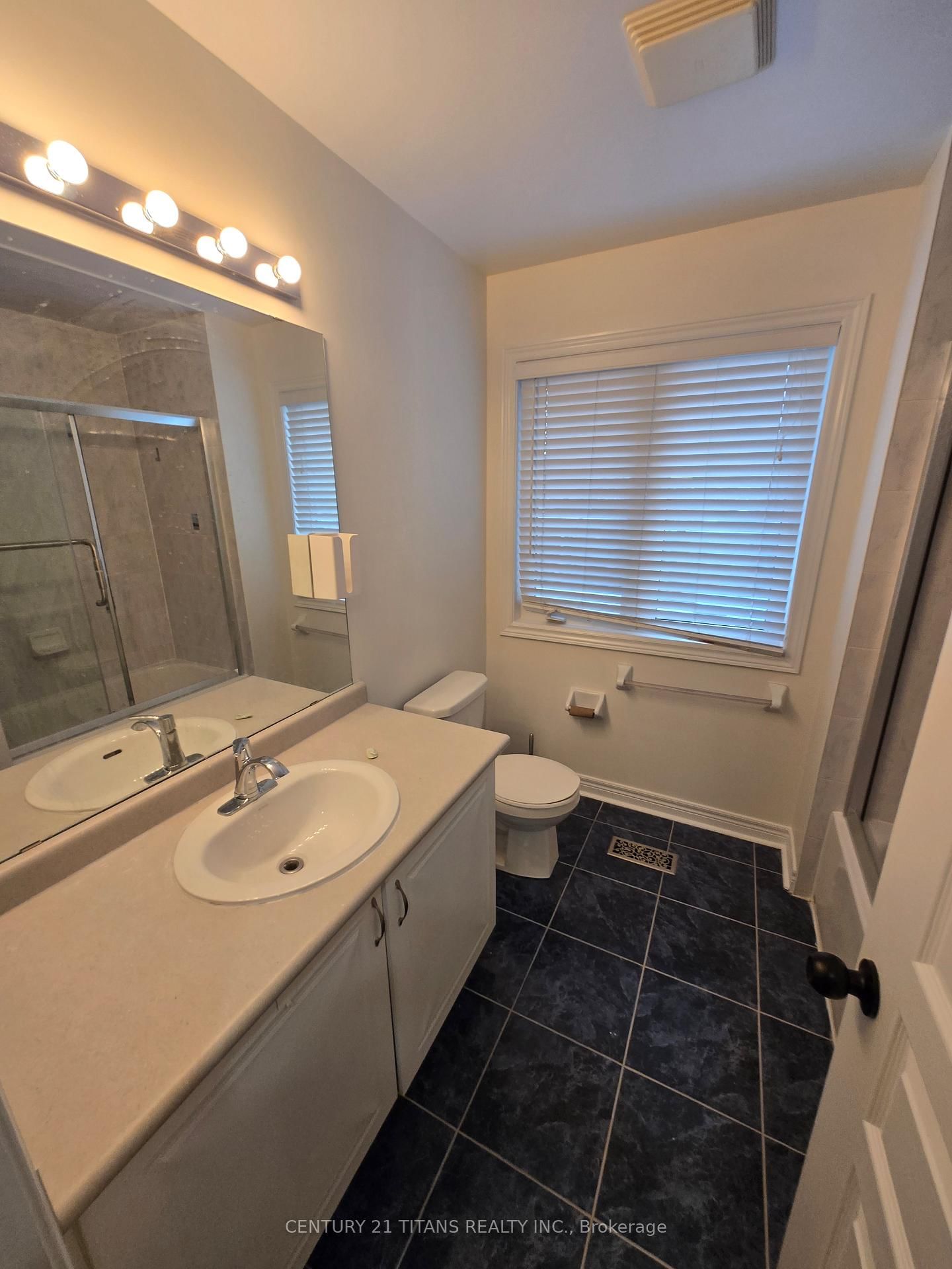 Detached House for lease at 10 Willow Landing, Markham, Ontario, L6E 0H2 - Greensborough - MLS: N12659378