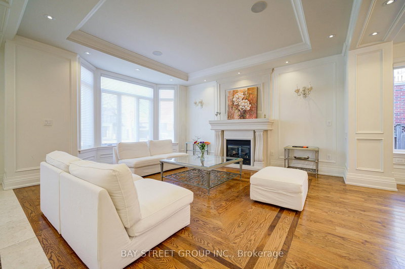 165 Krieghoff Ave, Markham, L3R 1W2 | Image 2