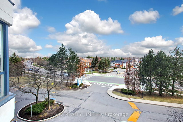 407 - 1 Clark Avenue W