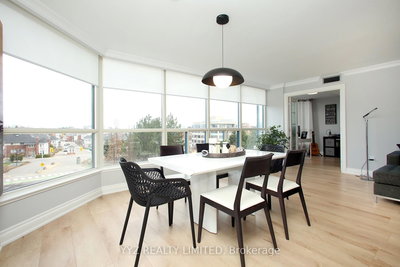 407-1 Clark Avenue West, Vaughan, Ontario image-0-3