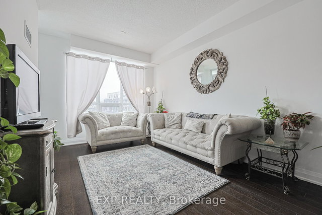 302 - 9582 Markham Road