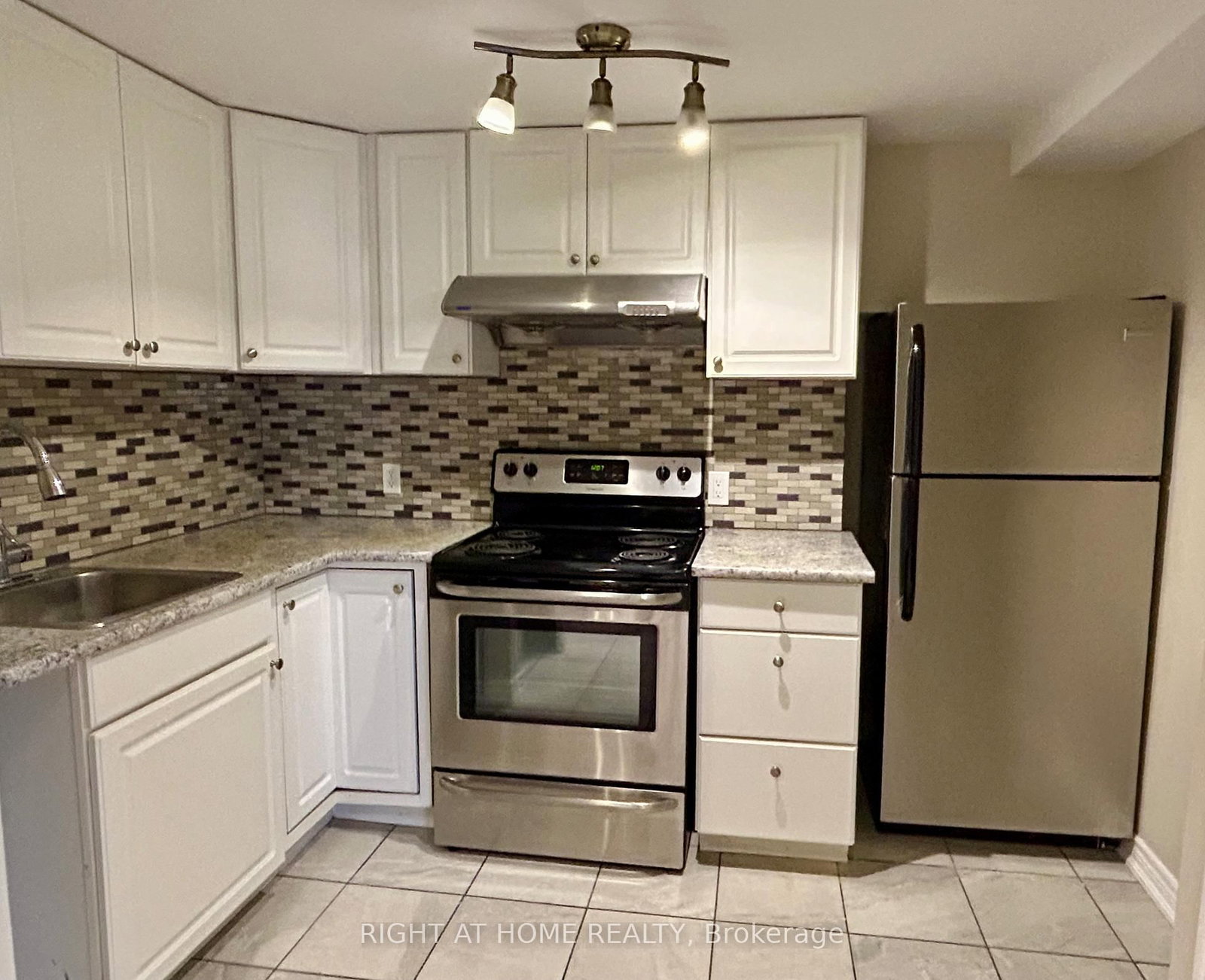 39 John Davis G John Davis Gate W, Unit Walkout Basement - Photo 14