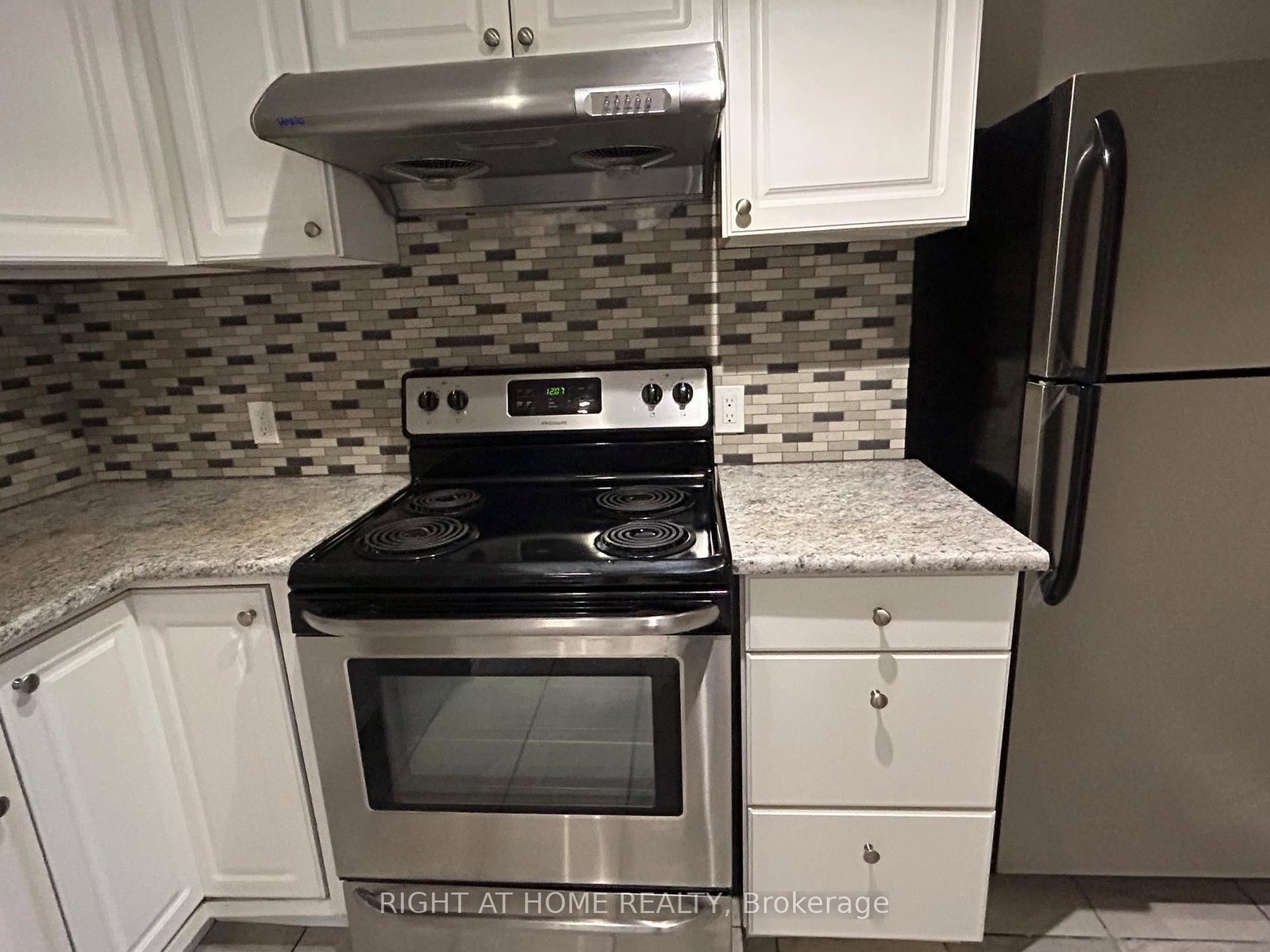 39 John Davis G John Davis Gate W, Unit Walkout Basement - Photo 15