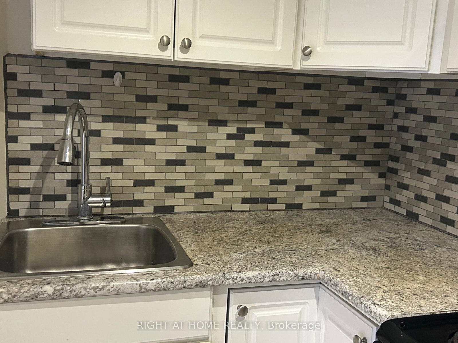 39 John Davis G John Davis Gate W, Unit Walkout Basement - Photo 16