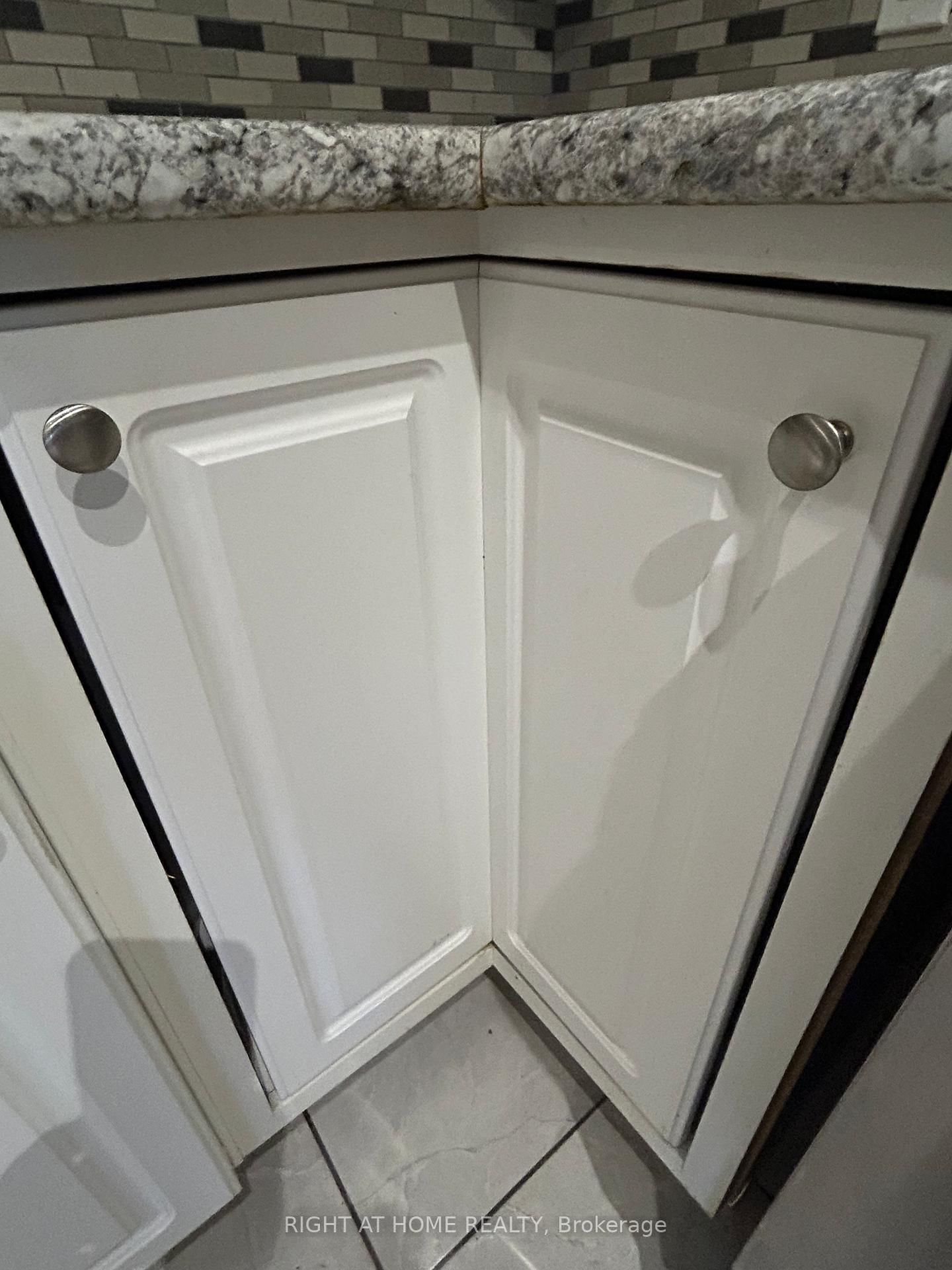 39 John Davis G John Davis Gate W, Unit Walkout Basement - Photo 17