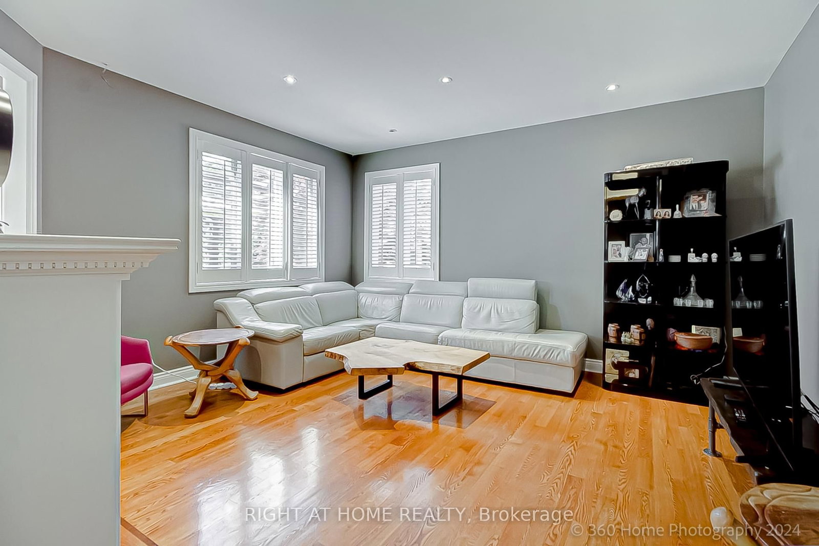 Detached House for sale at 103 Oak Avenue, Richmond Hill, Ontario, L4C 6R6 - South Richvale - MLS: N12664426