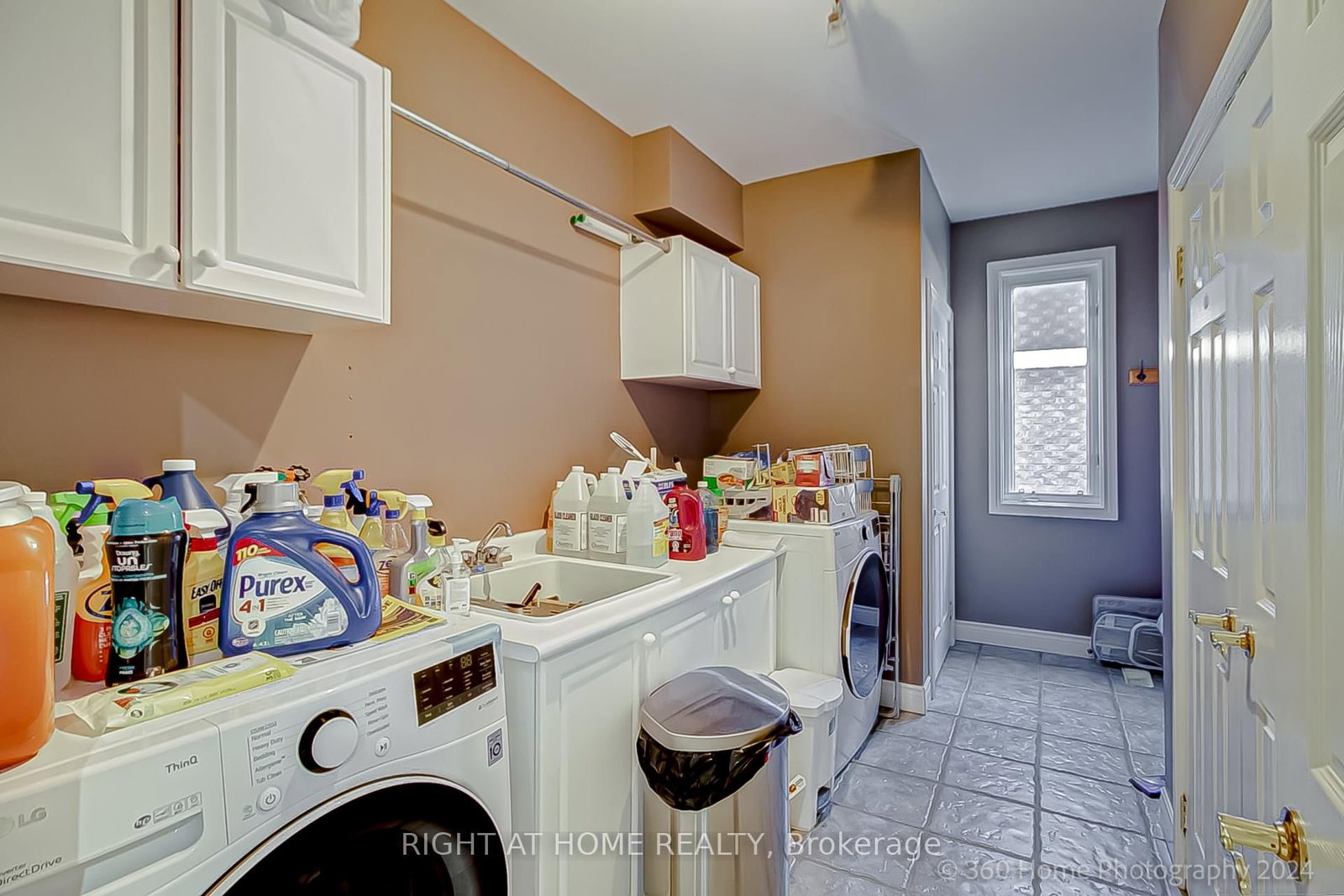 Detached House for sale at 103 Oak Avenue, Richmond Hill, Ontario, L4C 6R6 - South Richvale - MLS: N12664426