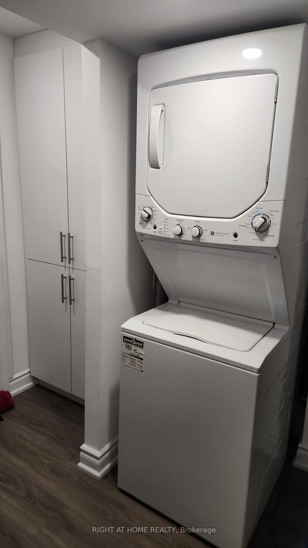 74 Westlake Crescent, Unit Basement - Photo 12