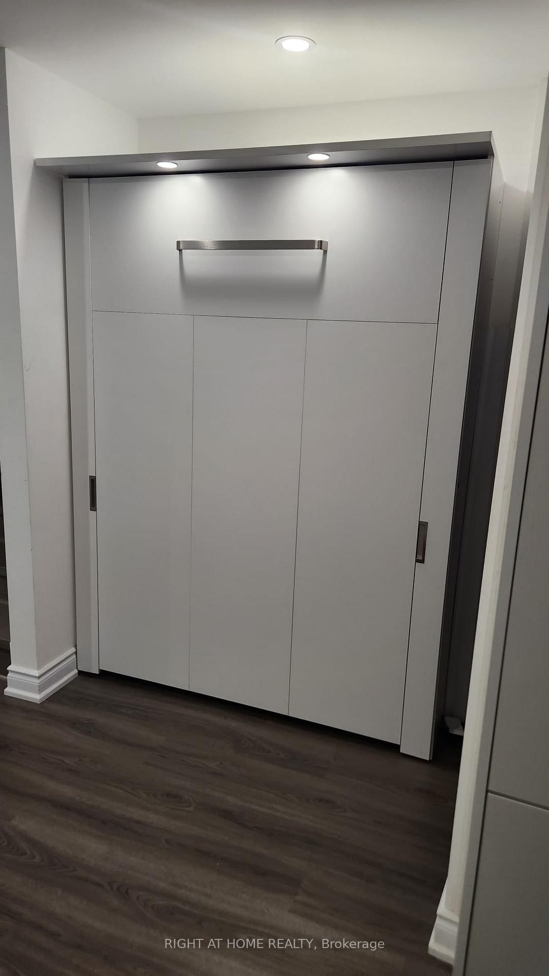 74 Westlake Crescent, Unit Basement - Photo 8