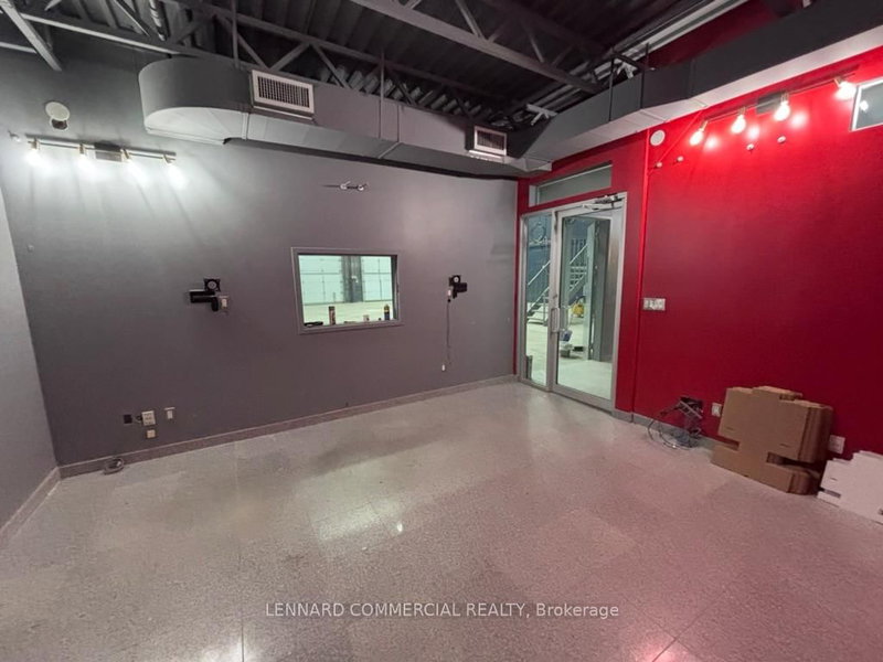 6 & 7 - 399 Four Valley Dr, Vaughan, L4K 5Y7 | Image 2