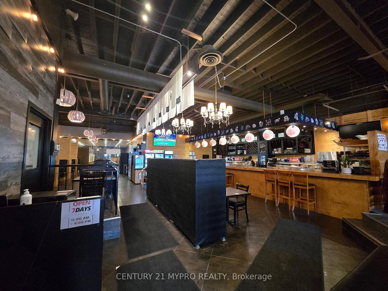 155 Wellington St E, Aurora, L4G 1J4 | Image 3