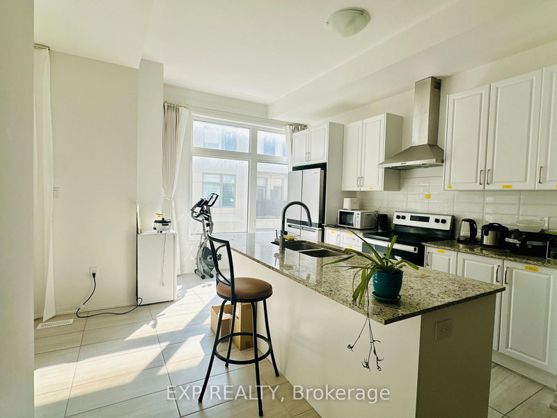 27 Albert Firman Lane, Markham, L6C 2V6 | Image 3