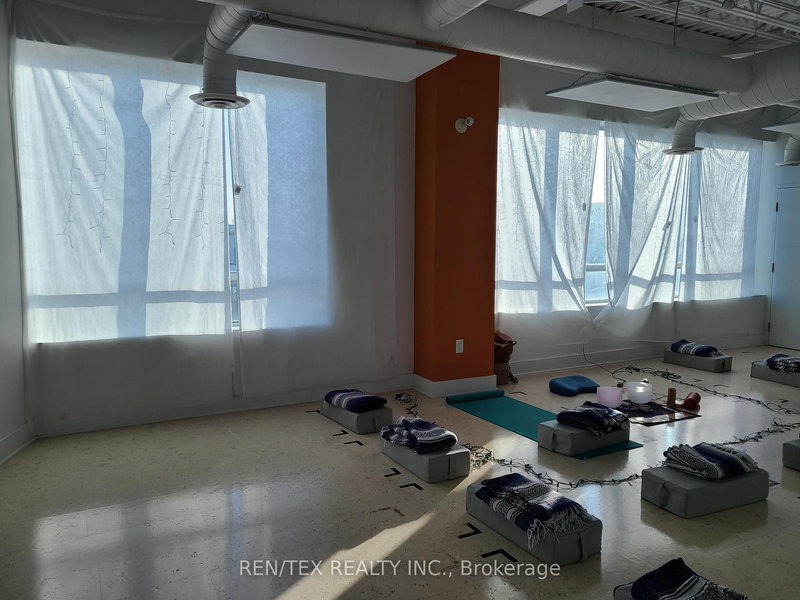 12/13B - 6175 Highway 7, Vaughan, L4H 0P6 | Image 3