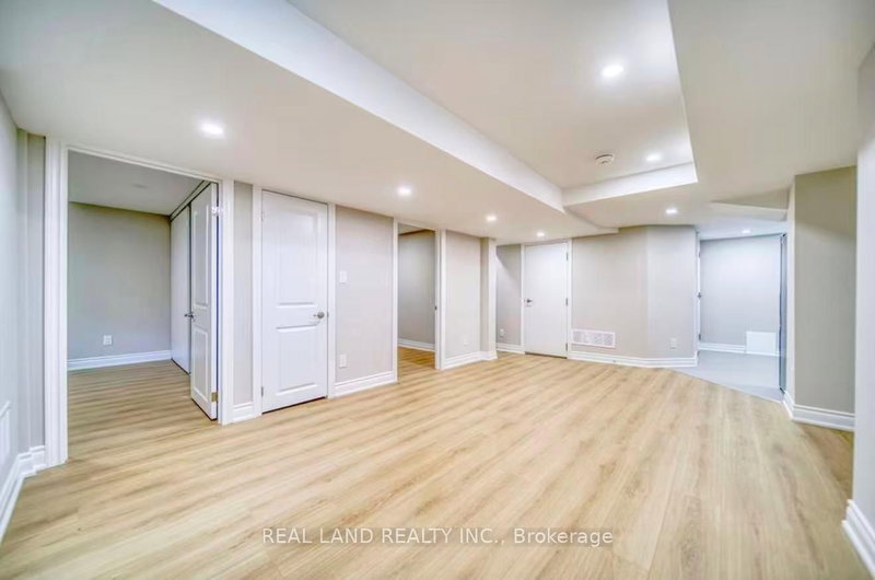 Basement - 82 Oxford St, Richmond Hill, L4C 4L5 | Image 3