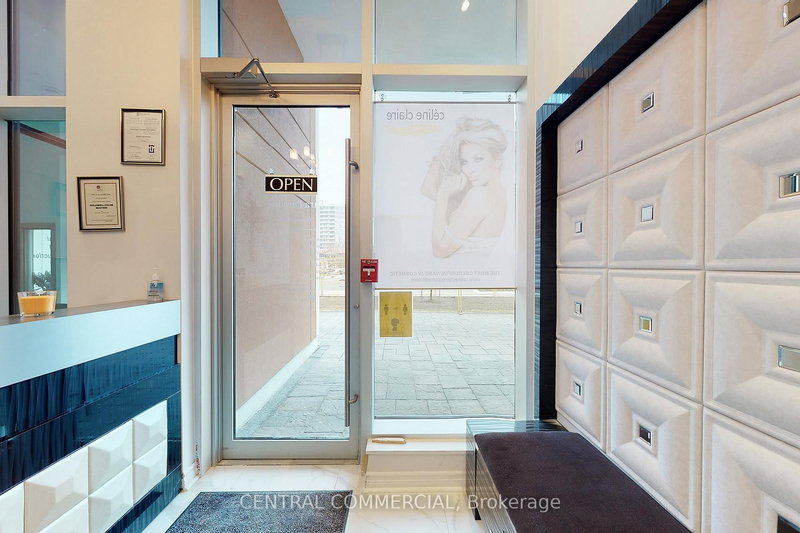 A8 - 9610 Yonge St, Richmond Hill, L4C 1V6 | Image 2