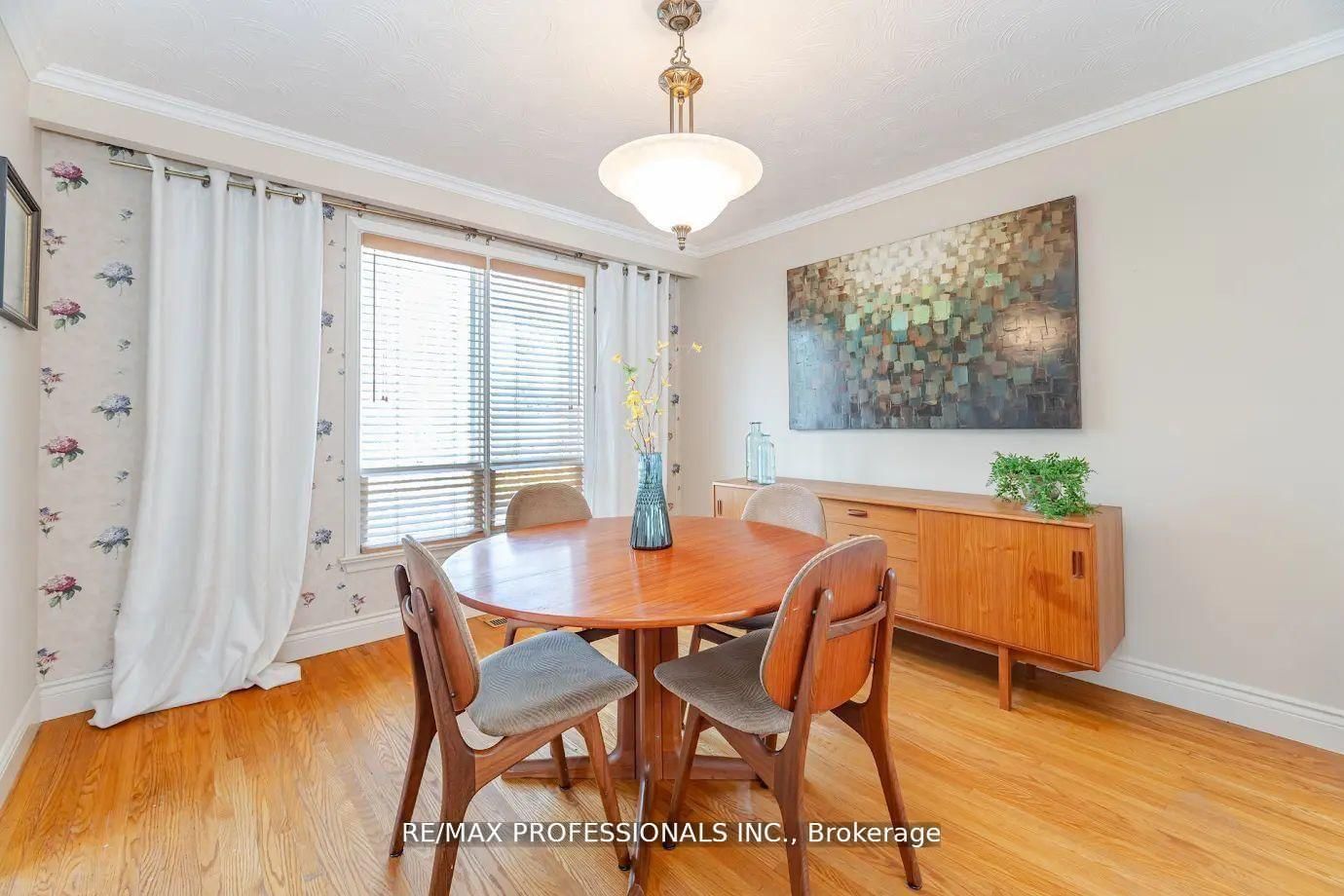 Detached House for sale at 77 Bedford Park Avenue, Richmond Hill, Ontario, L4C 2N9 - Crosby - MLS: N12680072