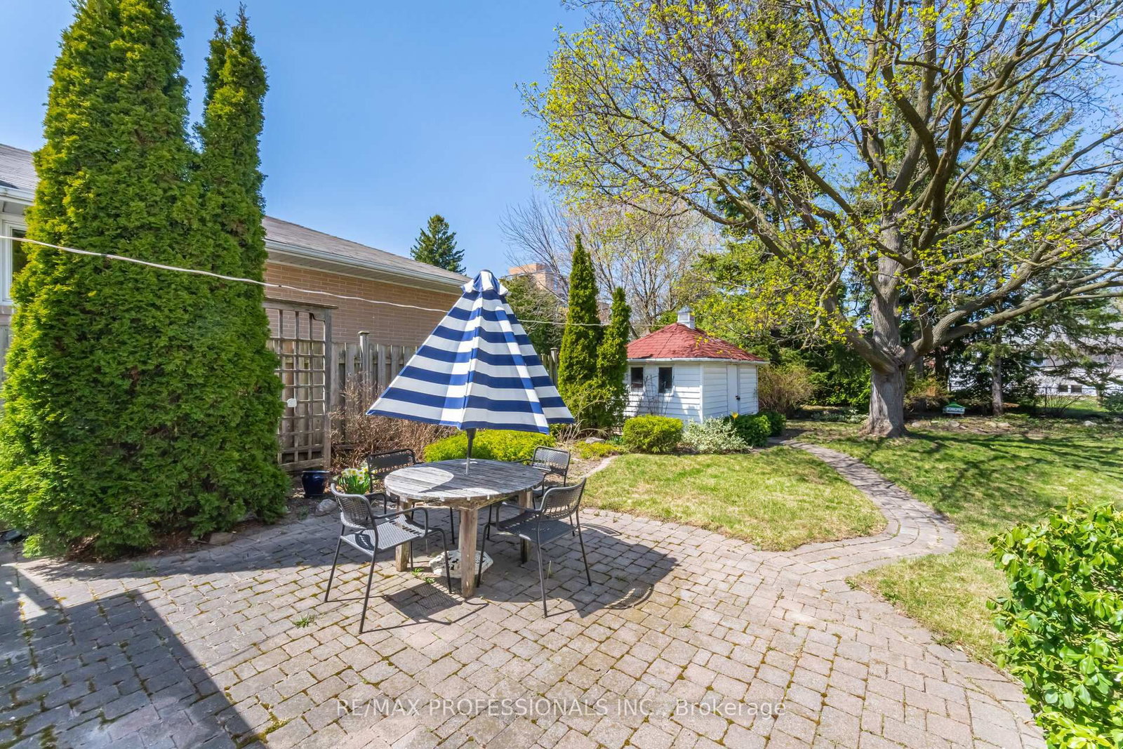 Detached House for sale at 77 Bedford Park Avenue, Richmond Hill, Ontario, L4C 2N9 - Crosby - MLS: N12680072