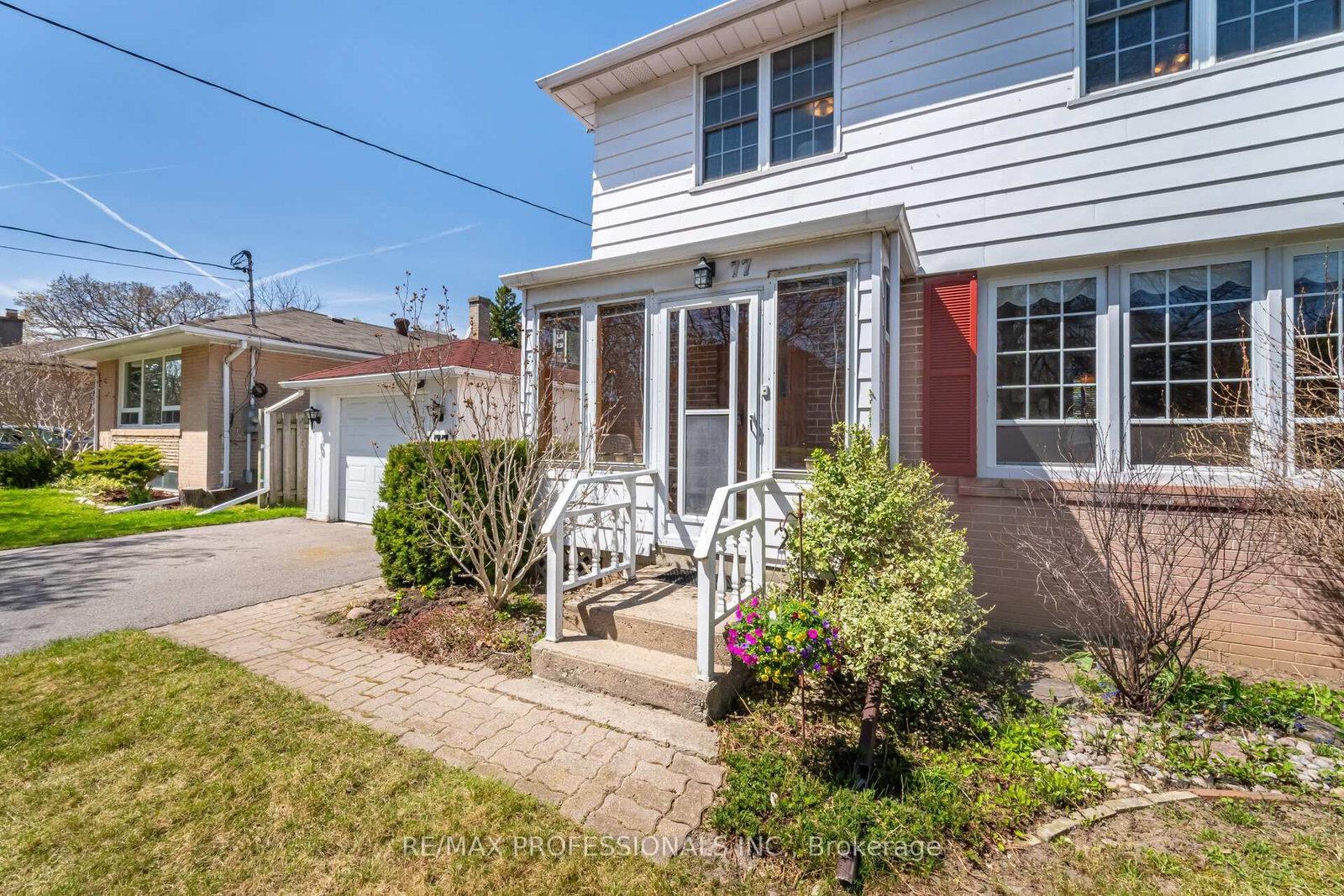 Detached House for sale at 77 Bedford Park Avenue, Richmond Hill, Ontario, L4C 2N9 - Crosby - MLS: N12680072