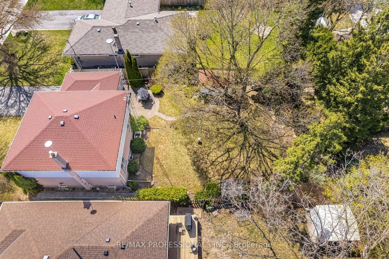 Detached House for sale at 77 Bedford Park Avenue, Richmond Hill, Ontario, L4C 2N9 - Crosby - MLS: N12680072