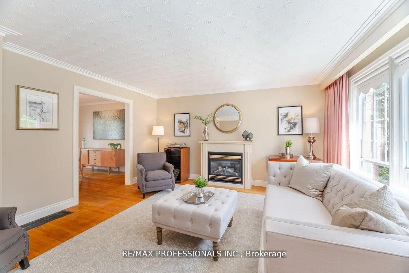 Detached House for sale at 77 Bedford Park Avenue, Richmond Hill, Ontario, L4C 2N9 - Crosby - MLS: N12680072