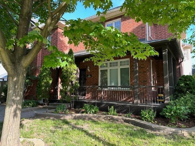 1 Settlement Park Ave, Markham, L6B 1B5 | Image 3