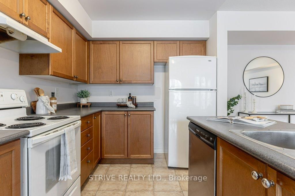 Townhouse sold at 148 Louisbourg Way, Markham, Ontario, L6E 0C3 - Greensborough - MLS: N12681714