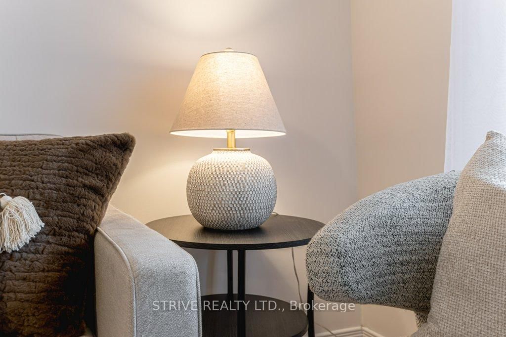 Townhouse sold at 148 Louisbourg Way, Markham, Ontario, L6E 0C3 - Greensborough - MLS: N12681714