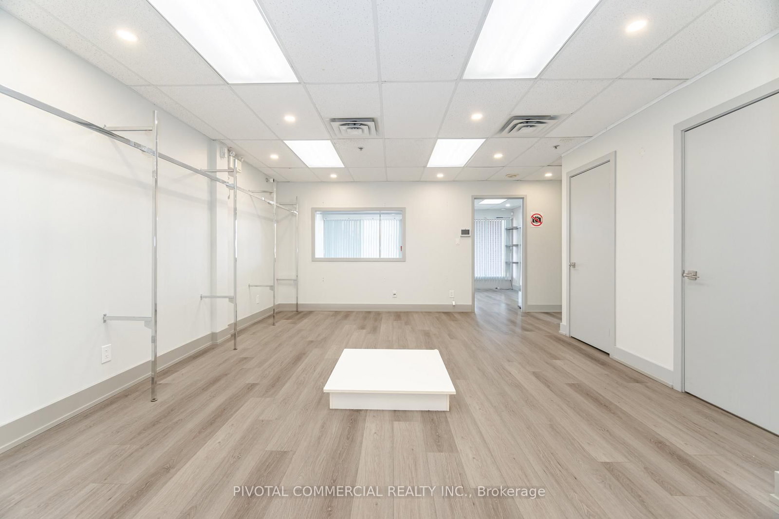 126 Wellington Street W, Unit 212 - Photo 6