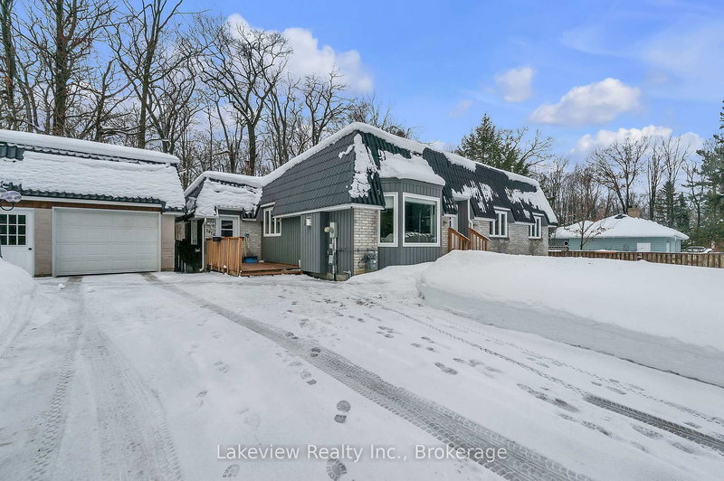 3914 ROSEMARY Lane W, Innisfil, L9S 2L6 | Image 2