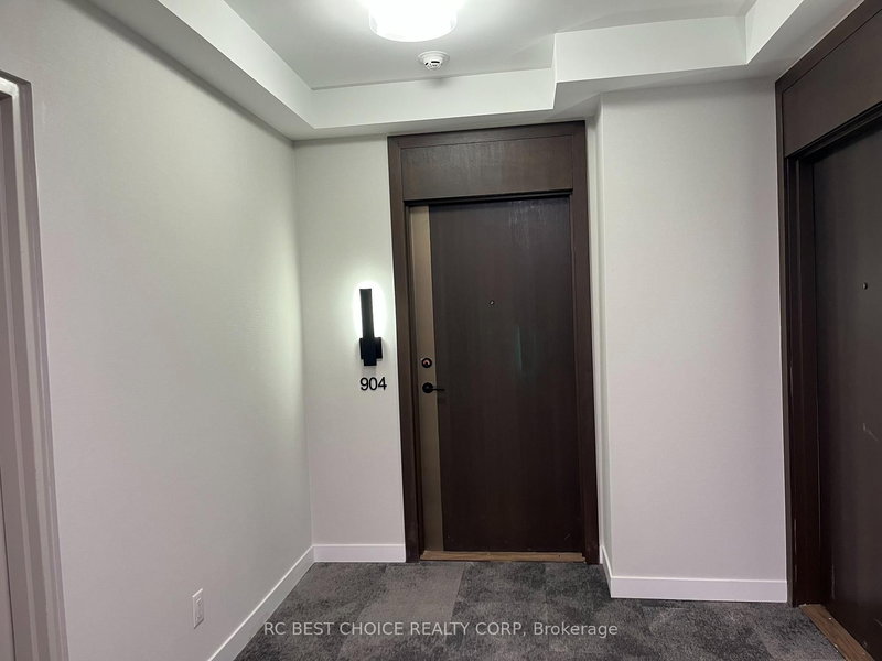 904 - 8888 Yonge St, Richmond Hill, L4C 6Z1 | Image 3