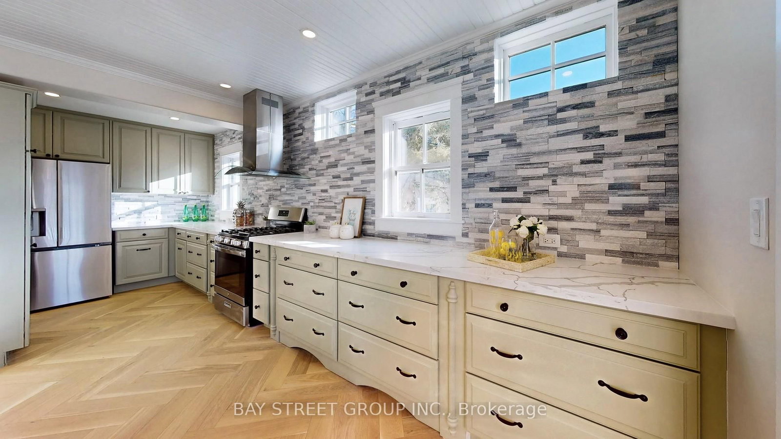 Detached House for sale at 236 Main Street, Markham, Ontario, L3R 2H2 - Unionville - MLS: N12684016