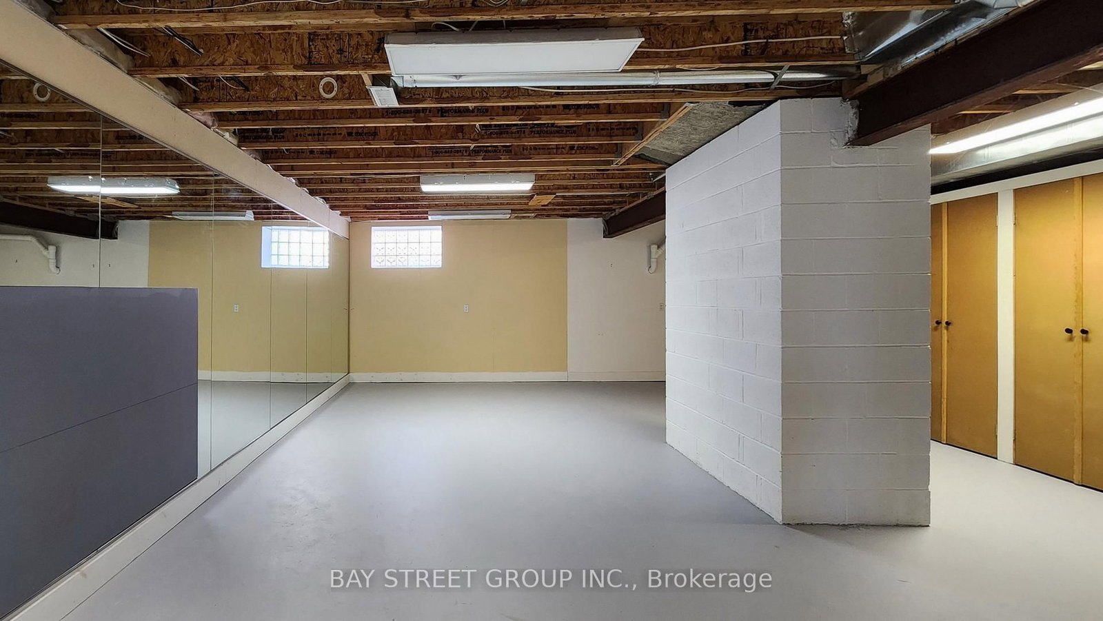 Detached House for sale at 236 Main Street, Markham, Ontario, L3R 2H2 - Unionville - MLS: N12684016