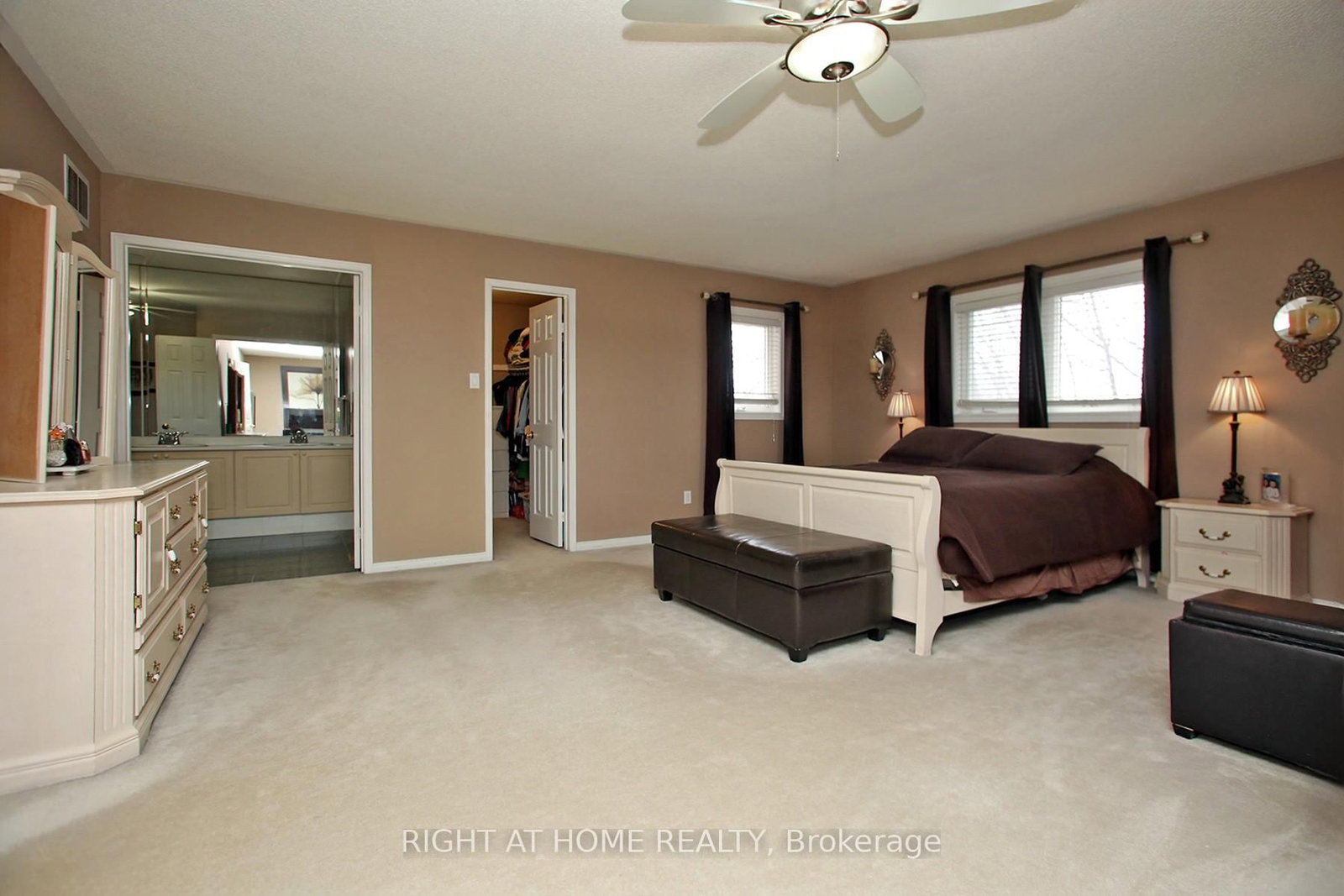 Detached House for sale at 6 Coldstream Crescent, Richmond Hill, Ontario, L4S 1E6 - Devonsleigh - MLS: N12684616