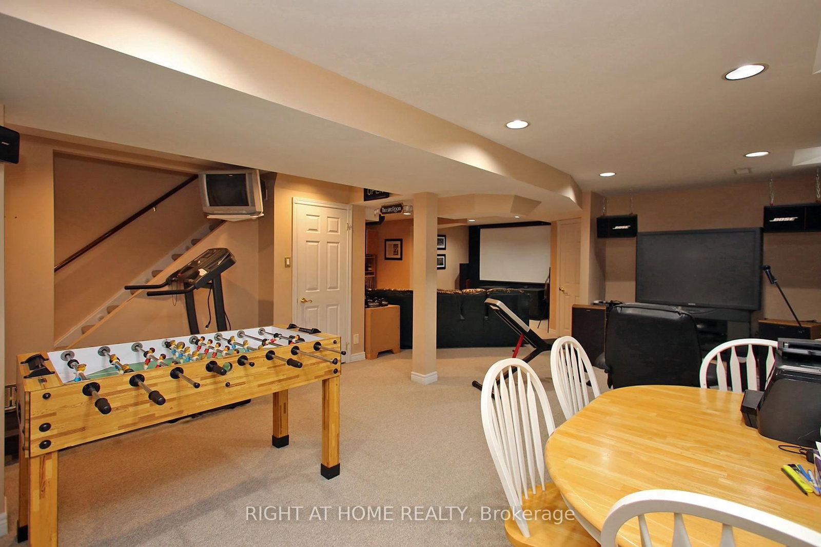 Detached House for sale at 6 Coldstream Crescent, Richmond Hill, Ontario, L4S 1E6 - Devonsleigh - MLS: N12684616