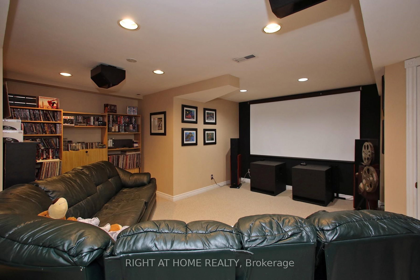 Detached House for sale at 6 Coldstream Crescent, Richmond Hill, Ontario, L4S 1E6 - Devonsleigh - MLS: N12684616