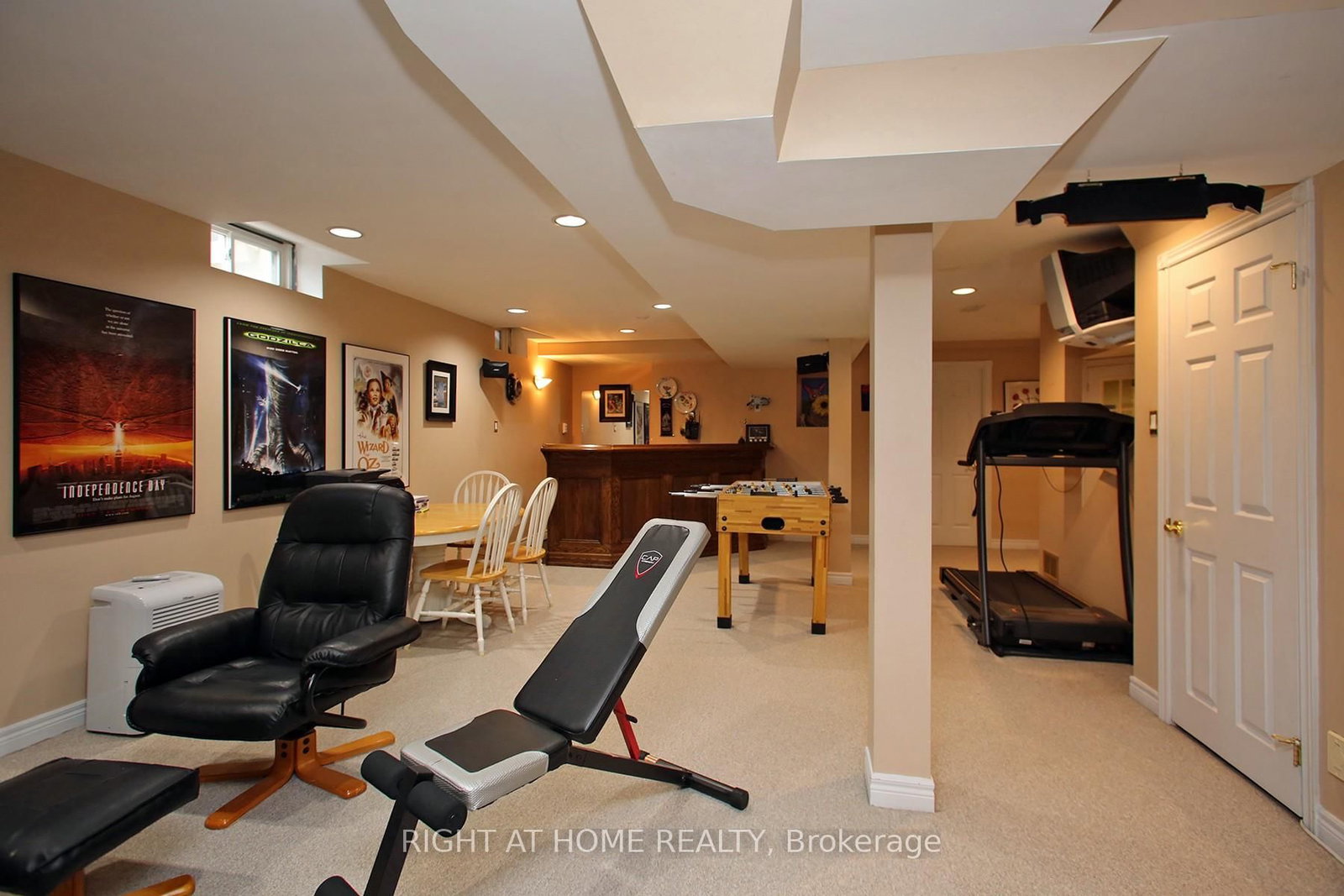 Detached House for sale at 6 Coldstream Crescent, Richmond Hill, Ontario, L4S 1E6 - Devonsleigh - MLS: N12684616