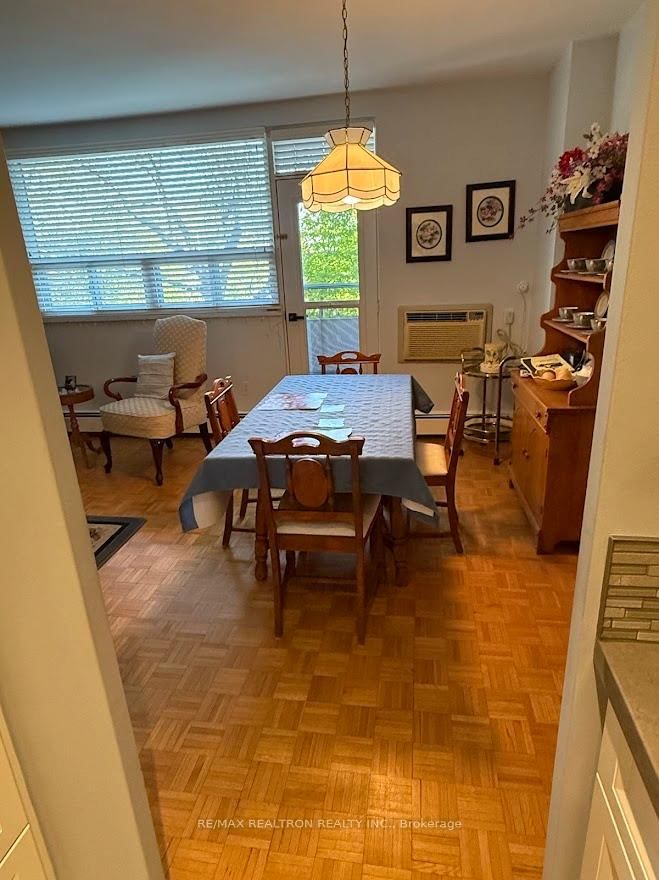 Condo for sale at 207-67 Richmond Street, Richmond Hill, Ontario, L4C 3Y3 - Mill Pond - MLS: N12686070